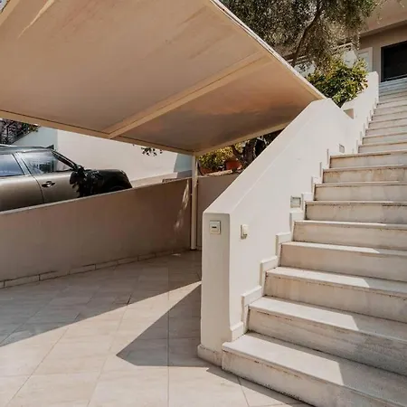 Elia House
